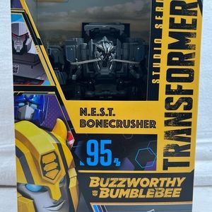 Transformers Hasbro Buzzworthy Bumblebee Studio Series NEST Bonecrusher!
